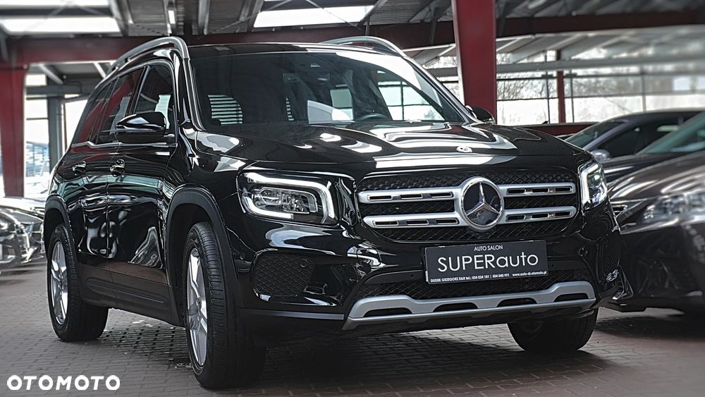 Mercedes-Benz GLB 200 7G-DCT - 3