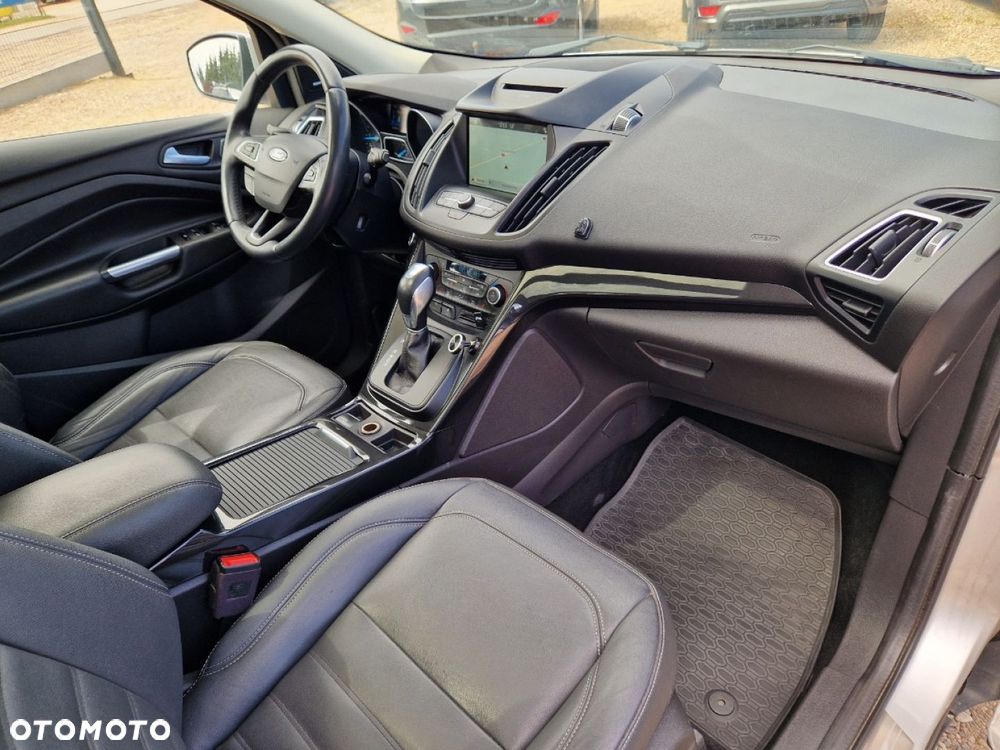Ford Kuga 2.0 TDCi 4x4 Titanium - 22