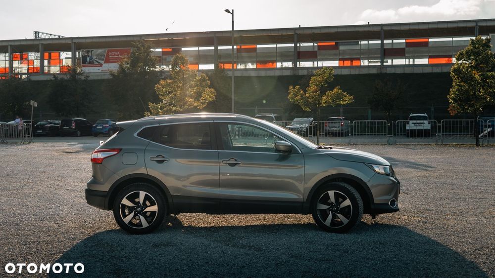 Nissan Qashqai 1.2 DIG-T N-Tec Xtronic - 5