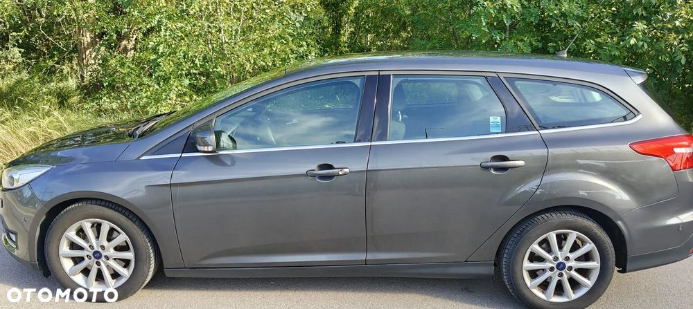 Ford Focus 2.0 TDCi Titanium ASS - 5