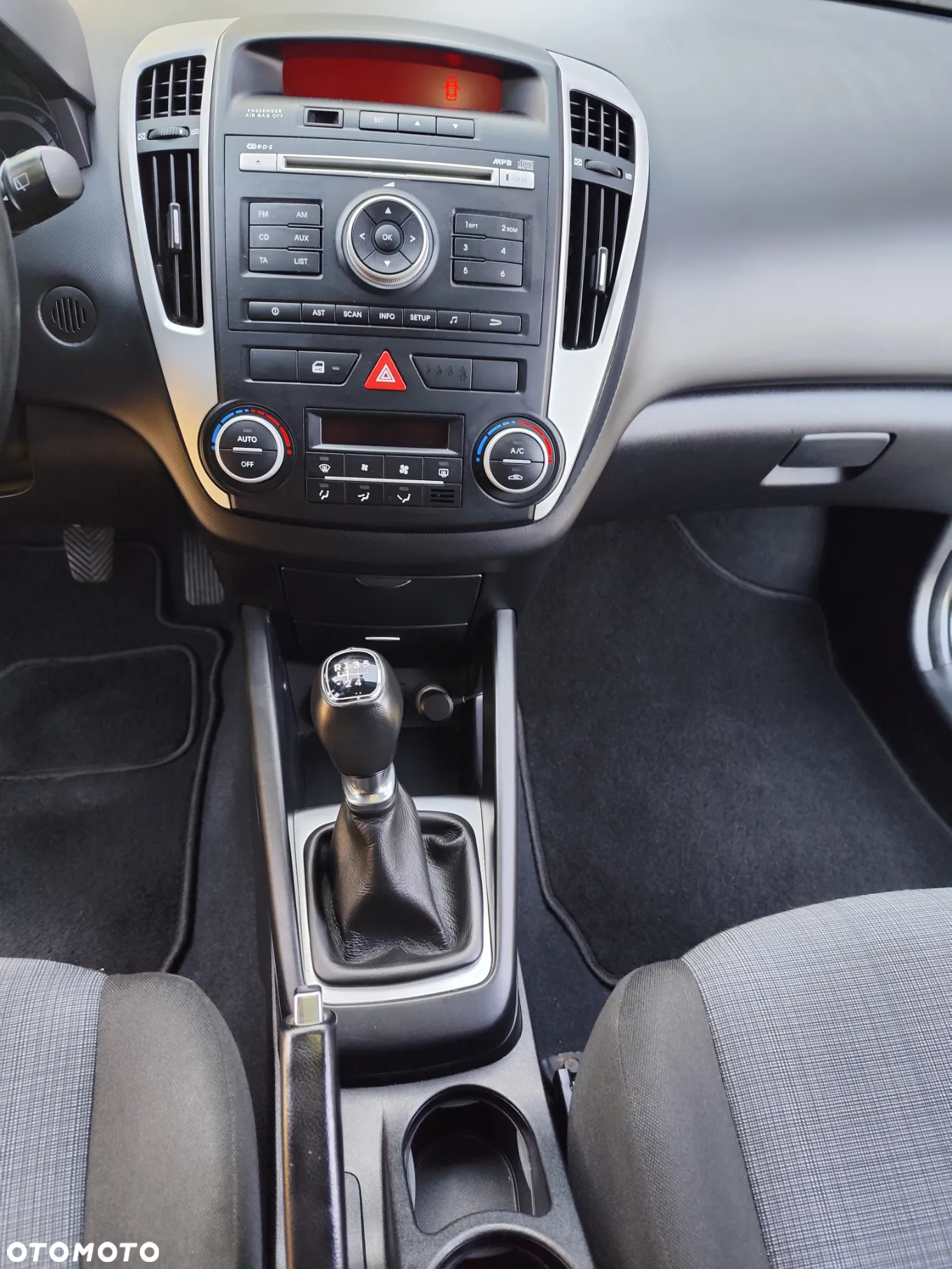 Kia Ceed Cee'd 1.6 Optimum - 17