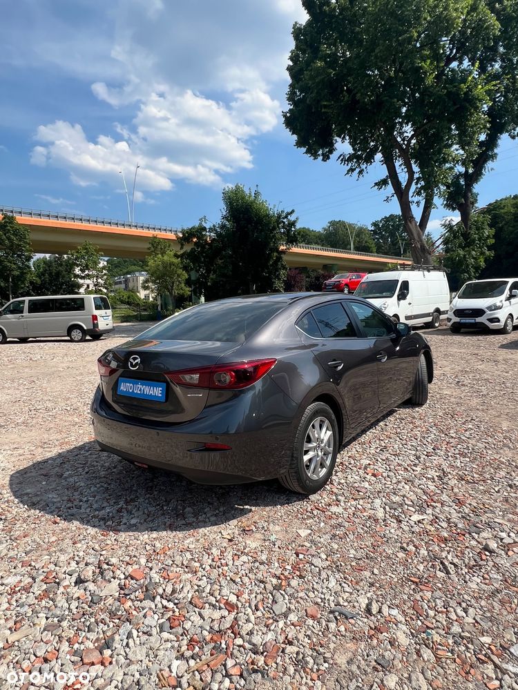 Mazda 3 - 8