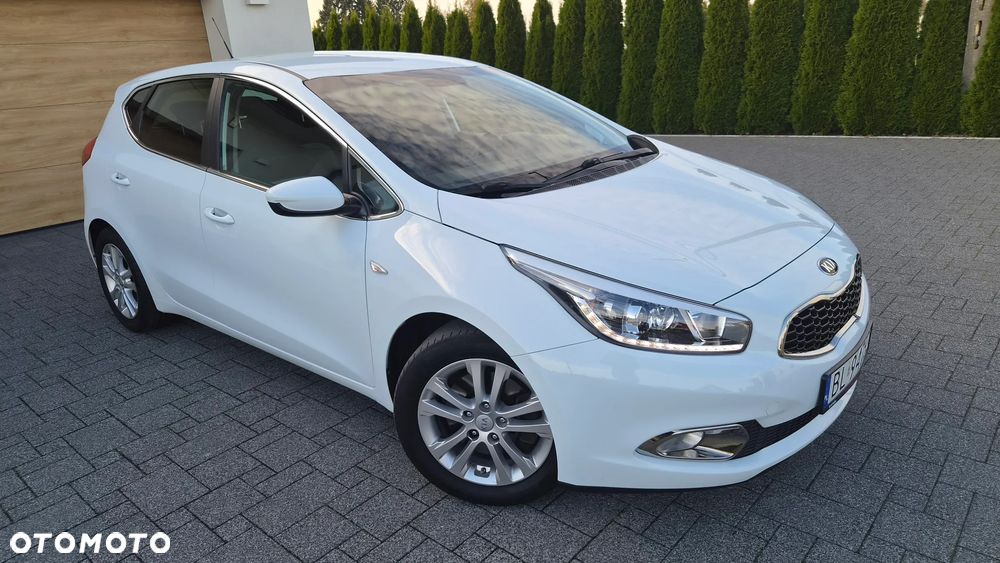 Kia Ceed 1.6 GDI Platinum Edition - 26