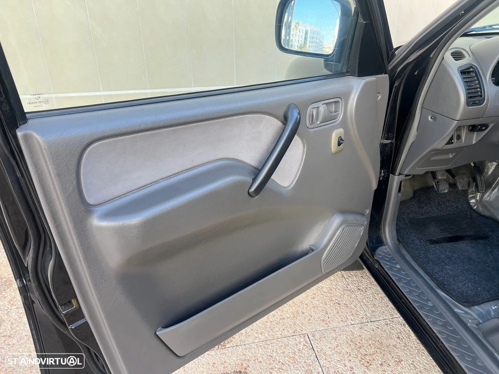 Ford Maverick 2.7 TD GLX - 14