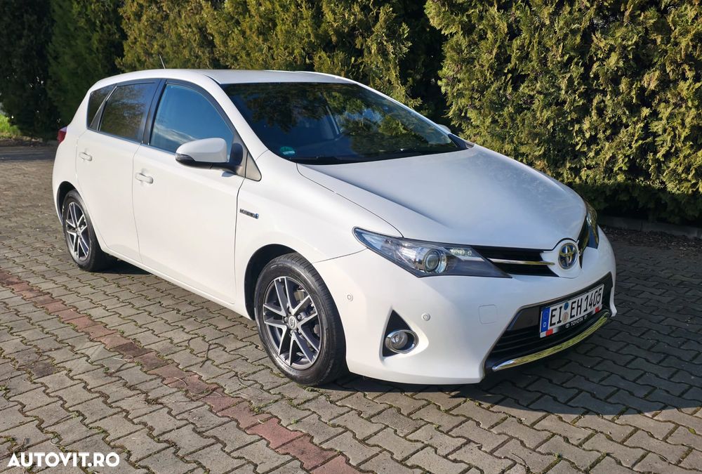 Toyota Auris - 12