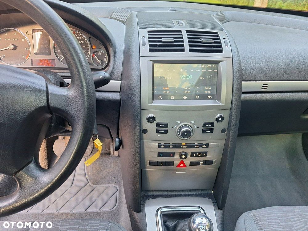 Peugeot 407 - 12