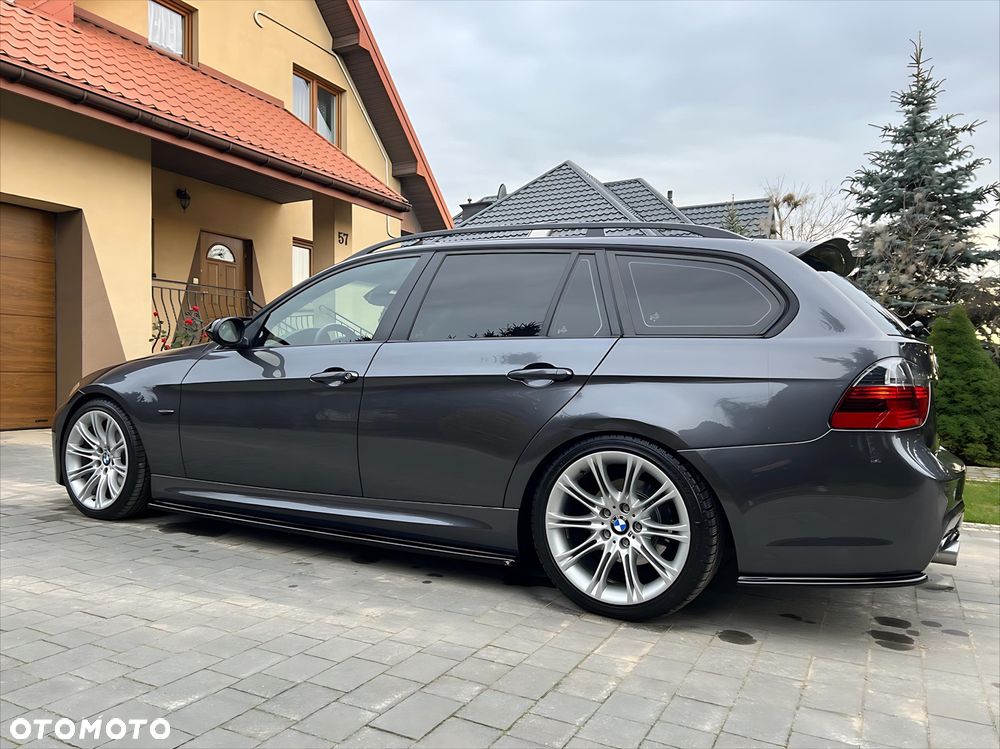 BMW Seria 3 330i Edition Sport - 6