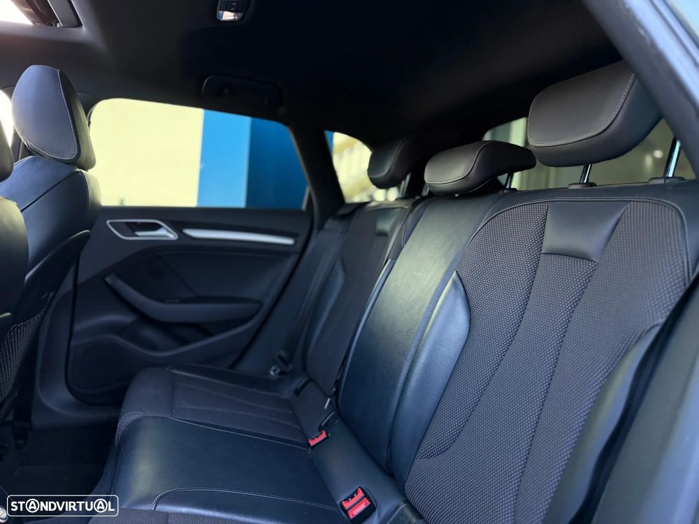 Audi A3 Sportback 35 TFSI S tronic S line - 16