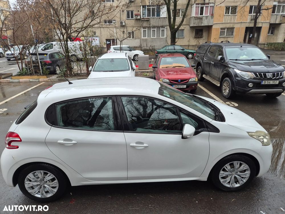 Peugeot 208 1.4 HDi FAP Active - 3