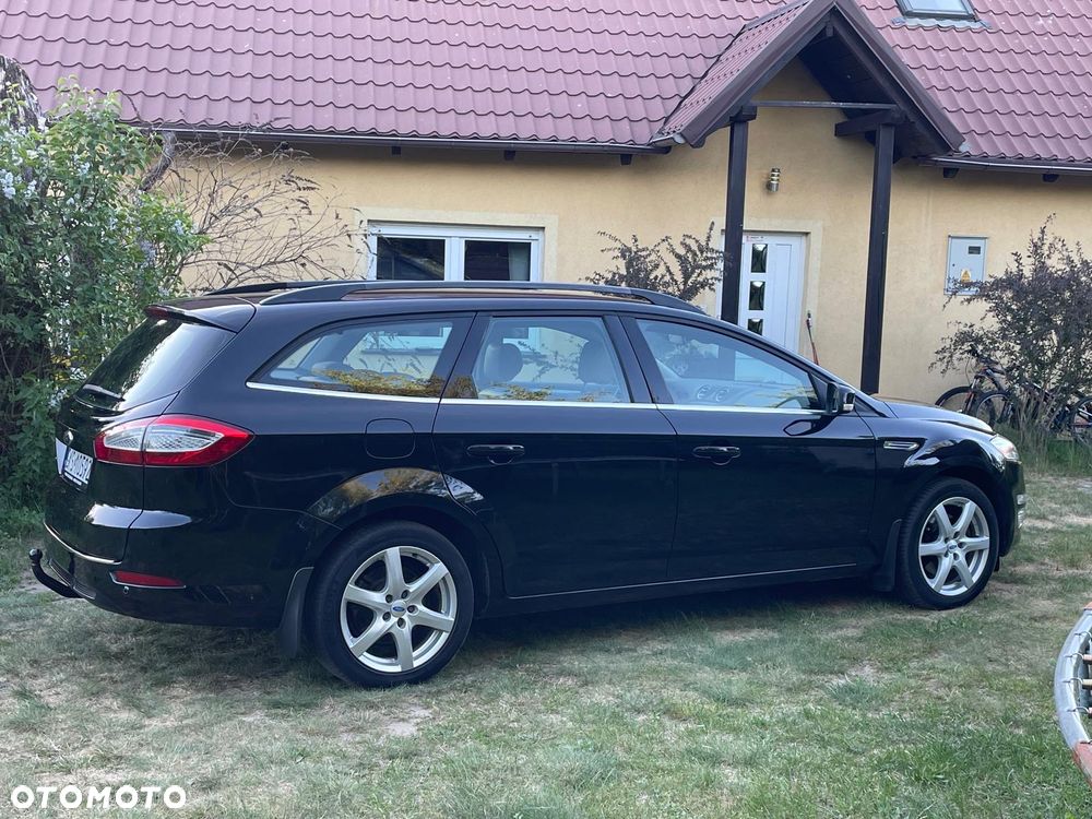 Ford Mondeo 2.0 TDCi Ambiente - 11