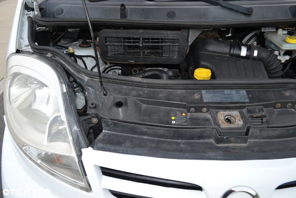 Nissan Primastar - 32