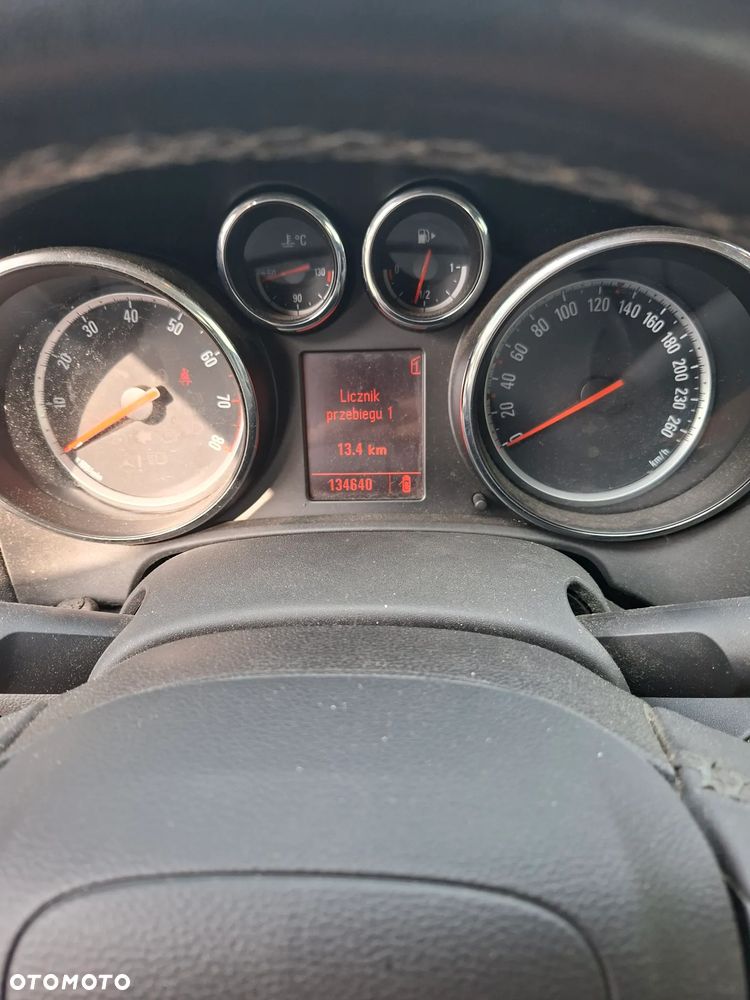 Opel Astra 1.6 - 10