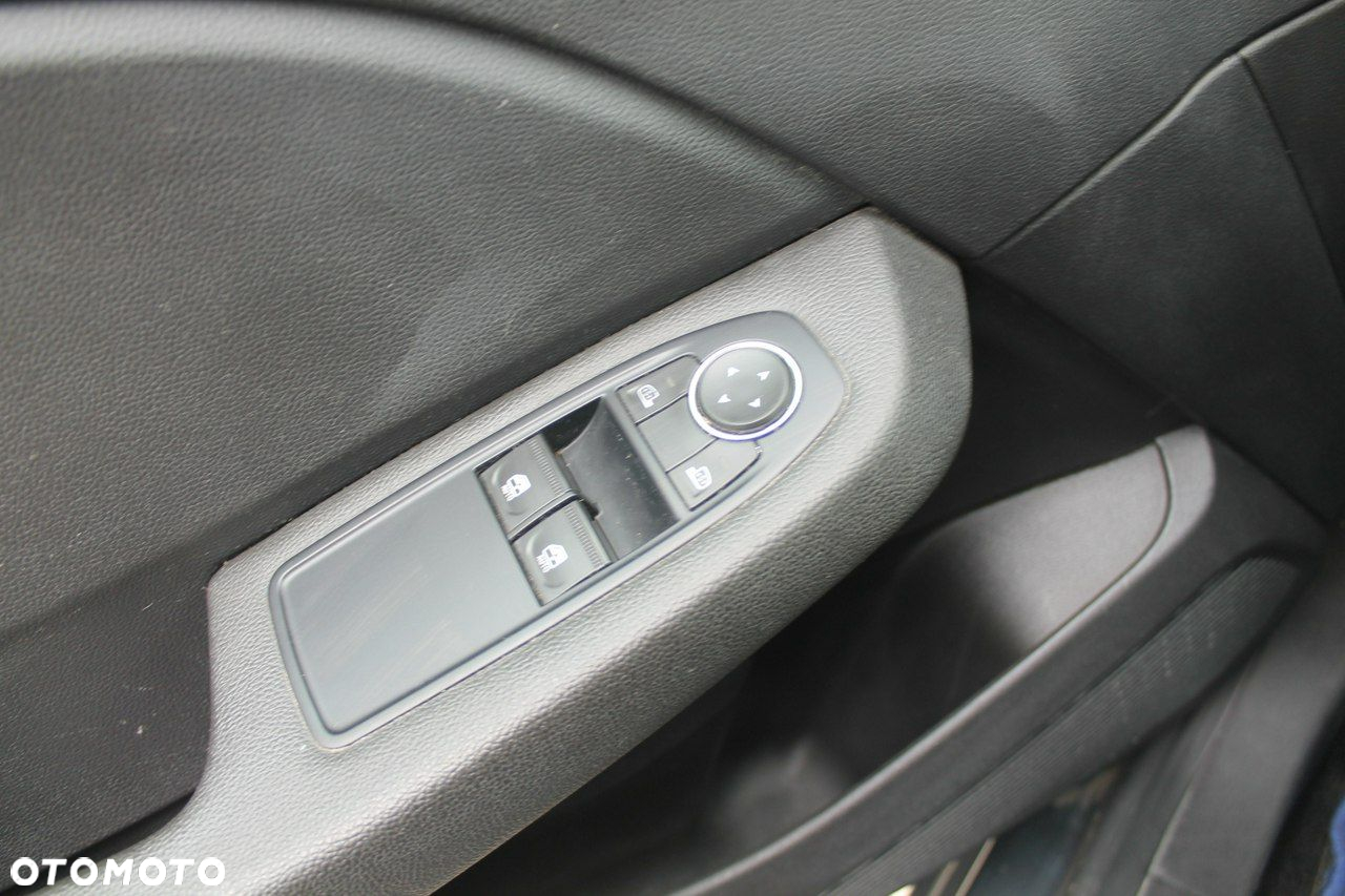 Renault Clio - 17