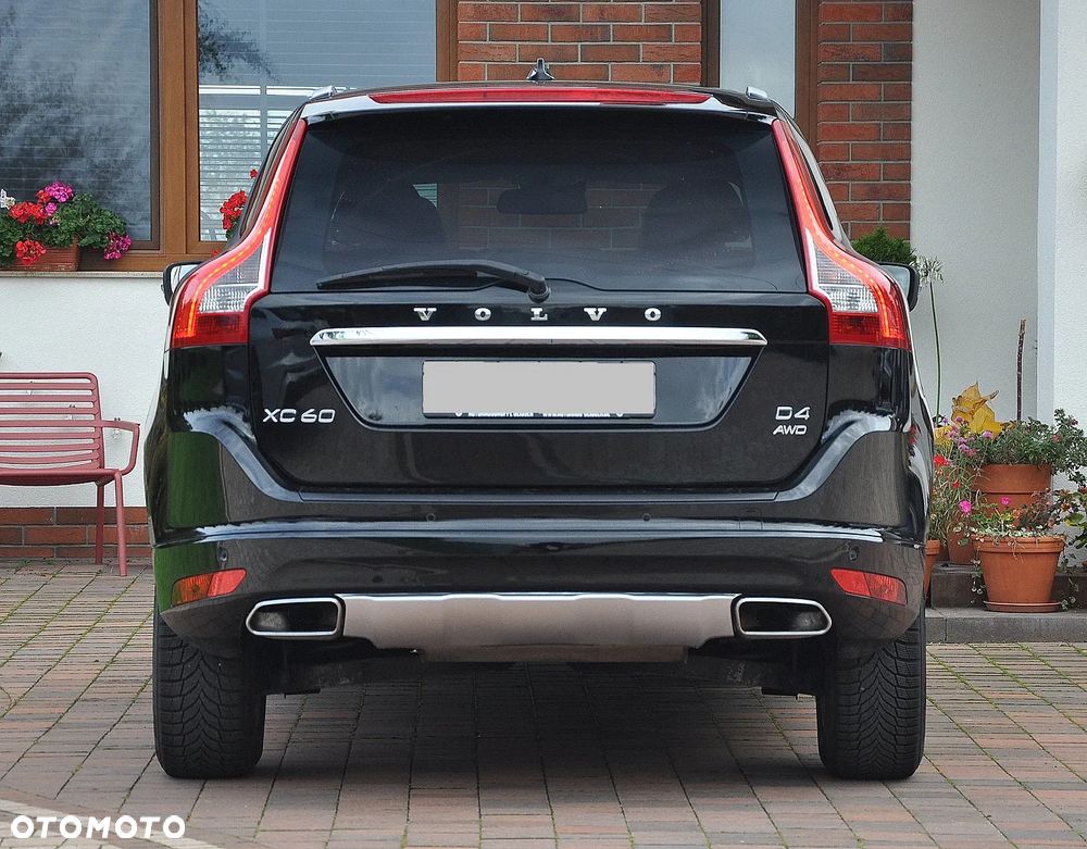 Volvo XC 60 D4 AWD Summum - 10