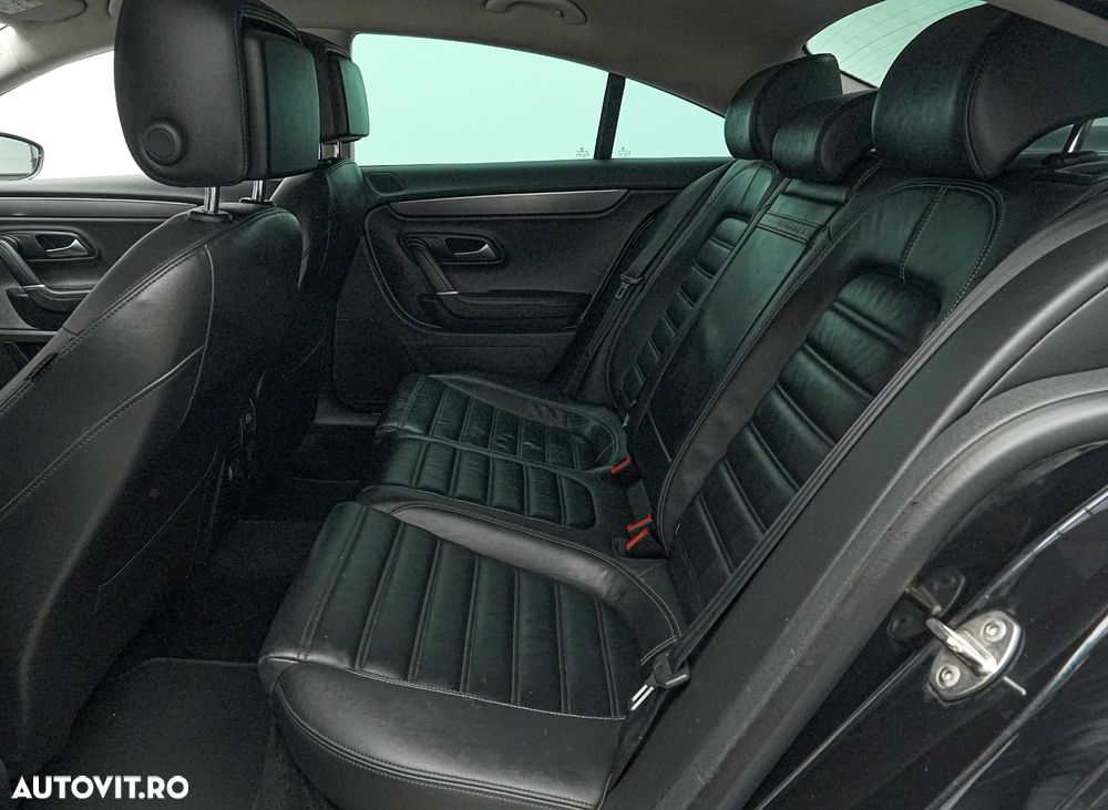 Volkswagen Passat CC - 16
