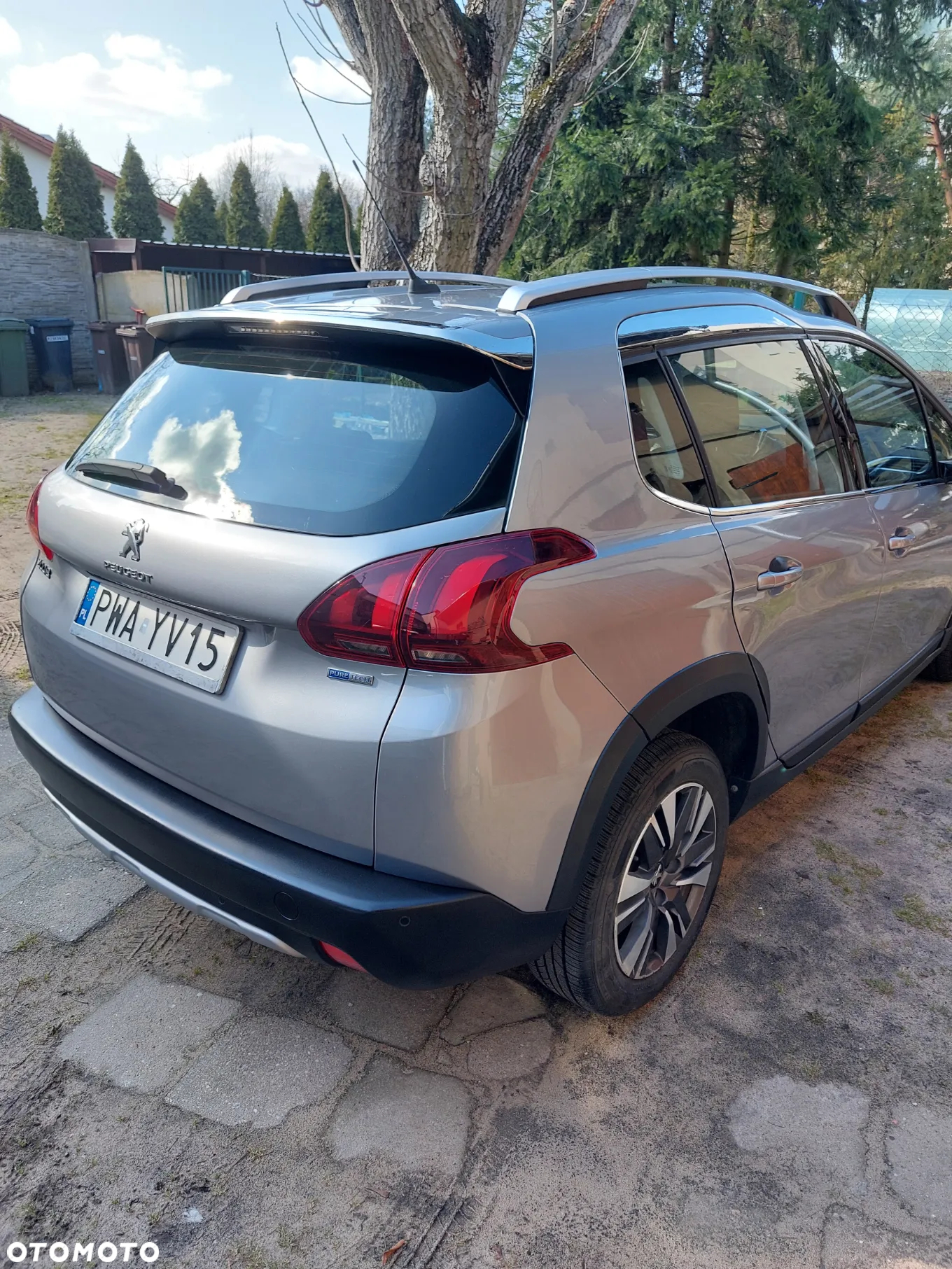 Peugeot 2008 - 25