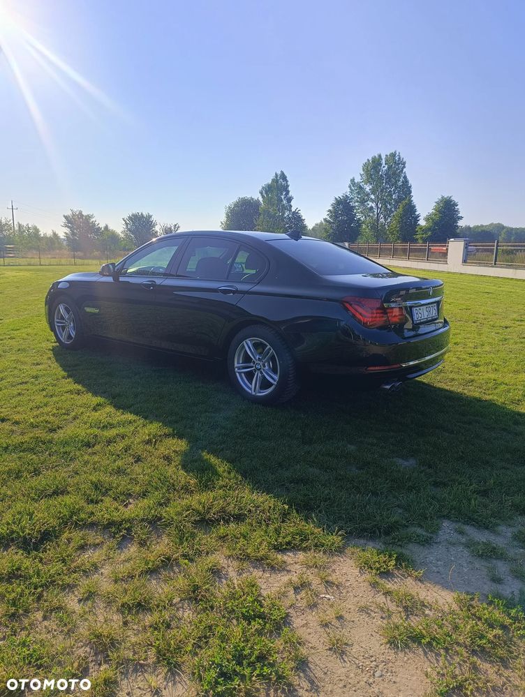 BMW Seria 7 730d xDrive Edition Exclusive - 4