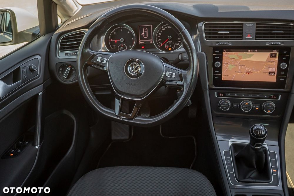 Volkswagen Golf Variant 2.0 TDI (BlueMotion Technology) Comfortline - 30