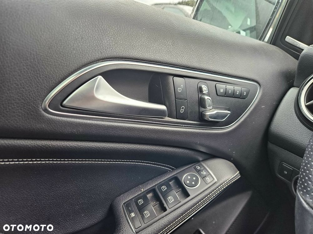 Mercedes-Benz GLA 200 CDI 7G-DCT Edition 1 - 19