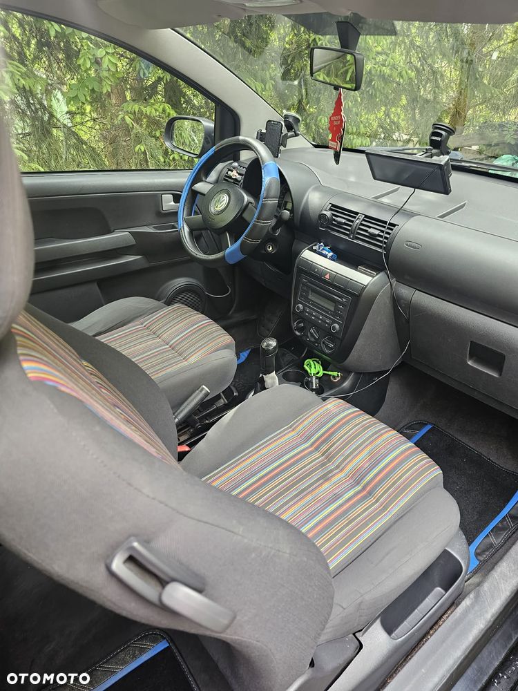 Volkswagen Fox - 12
