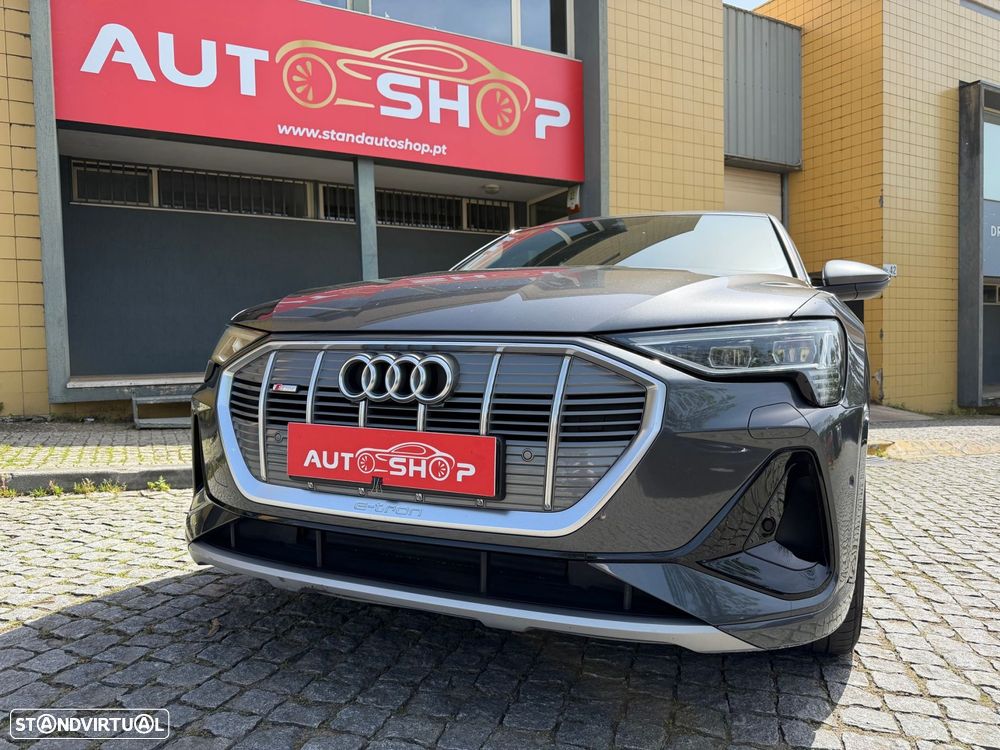 Audi e-tron 55 quattro S line - 12