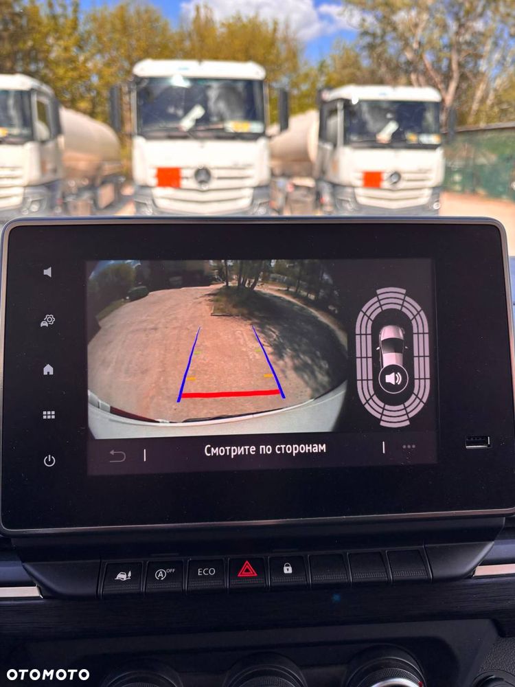 Renault Trafic (6 Osobowy) - 17