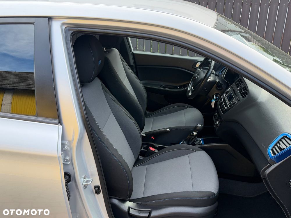 Hyundai i20 1.2 Passion Plus - 15