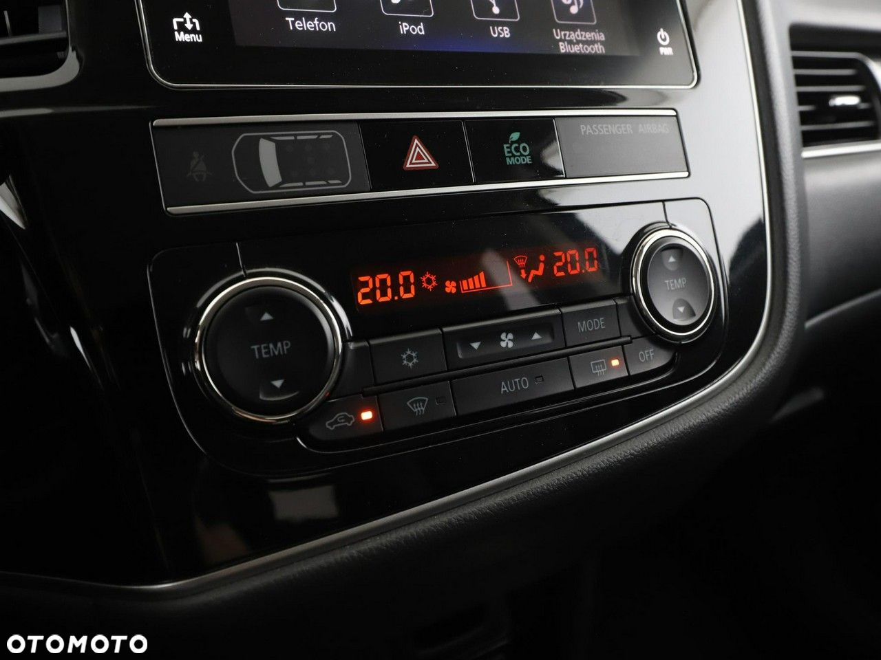 Mitsubishi Outlander 2.4 4WD Plug-In Hybrid - 27