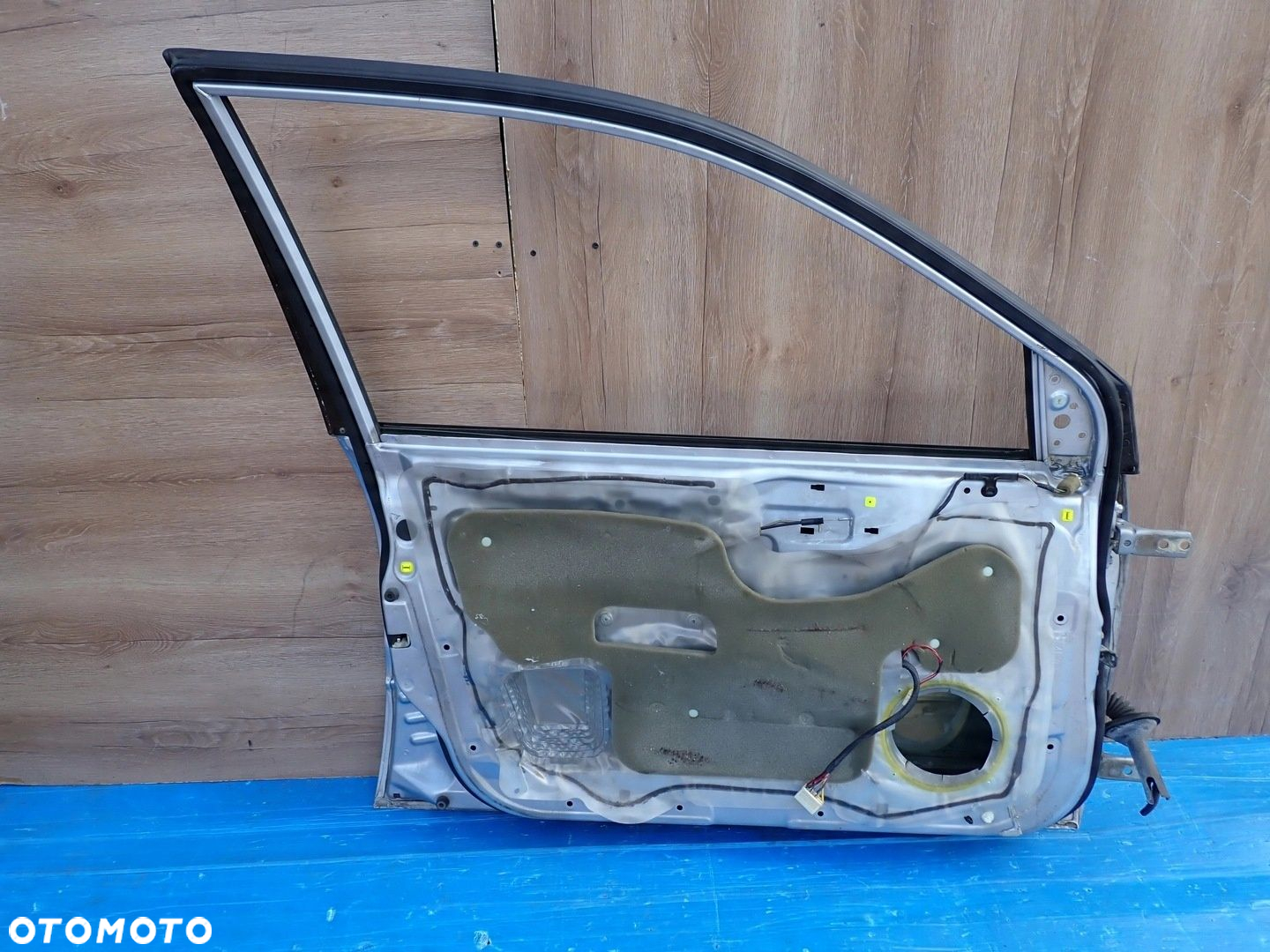 MITSUBISHI LANCER SEDAN 03-08 DRZWI PRZEDNIE LEWE A31A - 9
