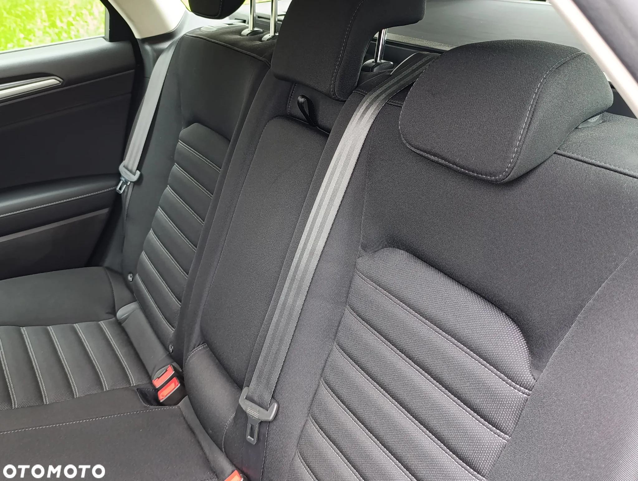 Ford Mondeo 2.0 TDCi Trend PowerShift - 17