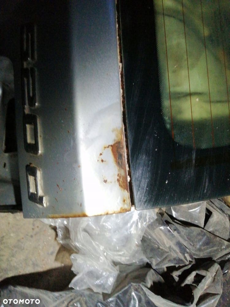 KLAPA BAGAŻNIKA SZYBA KOMBI BMW E39 - 3