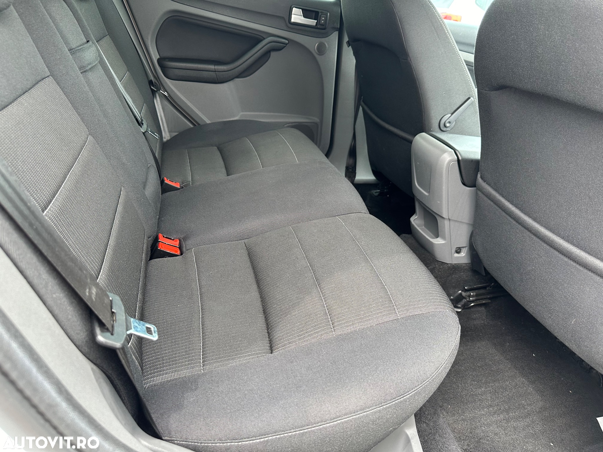 Ford Focus - 16