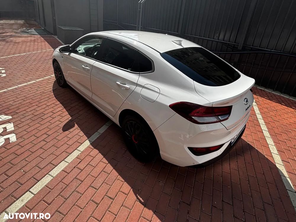 Hyundai i30 1.5 T-GDI 160CP MHEV 5DR 7DCT Highway - 4