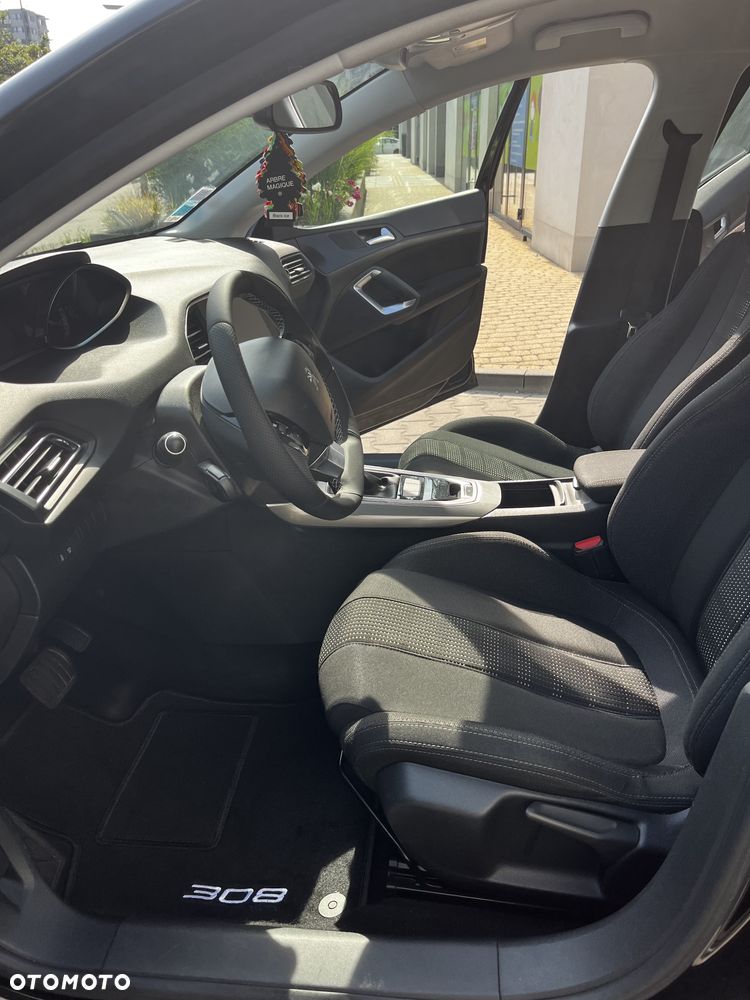 Peugeot 308 - 6