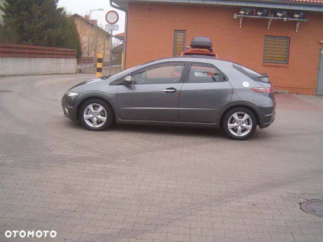 Honda Civic - 9