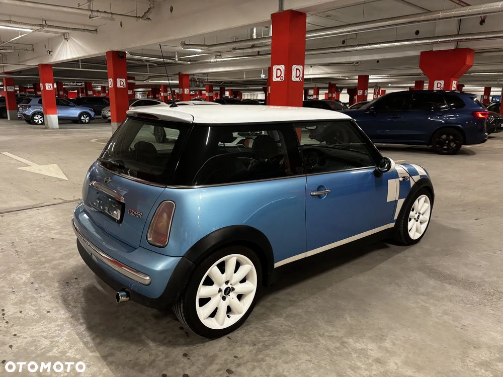 MINI Cooper Standard - 4