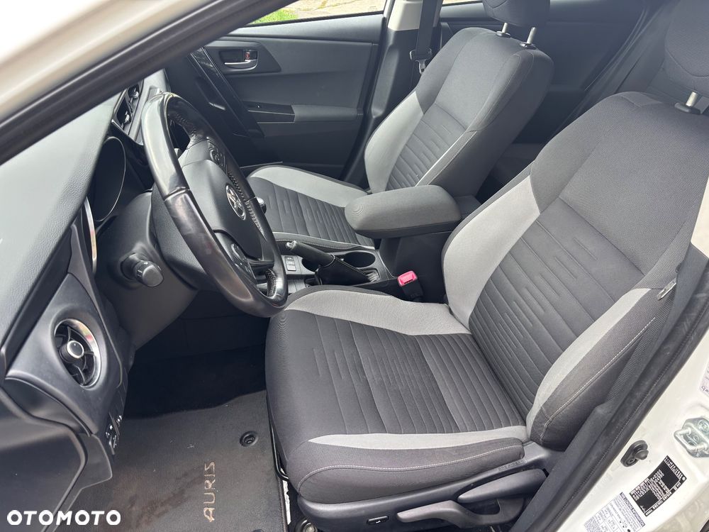 Toyota Auris 1.6 D-4D Comfort - 7