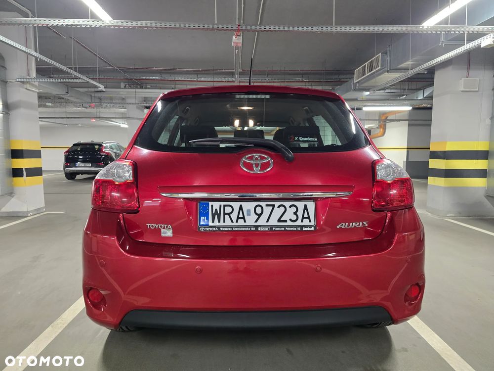 Toyota Auris 1.6 Premium - 5