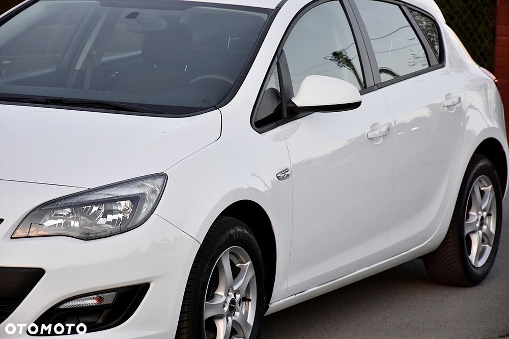 Opel Astra 1.6 Active - 10