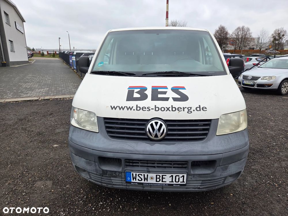 Volkswagen Transporter - 2