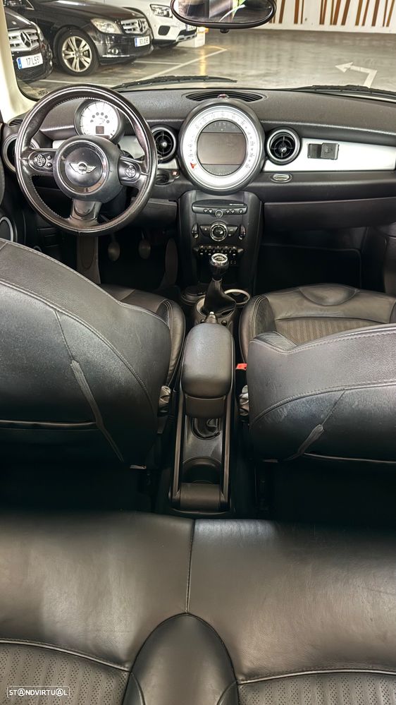 MINI 3 Portas - 17