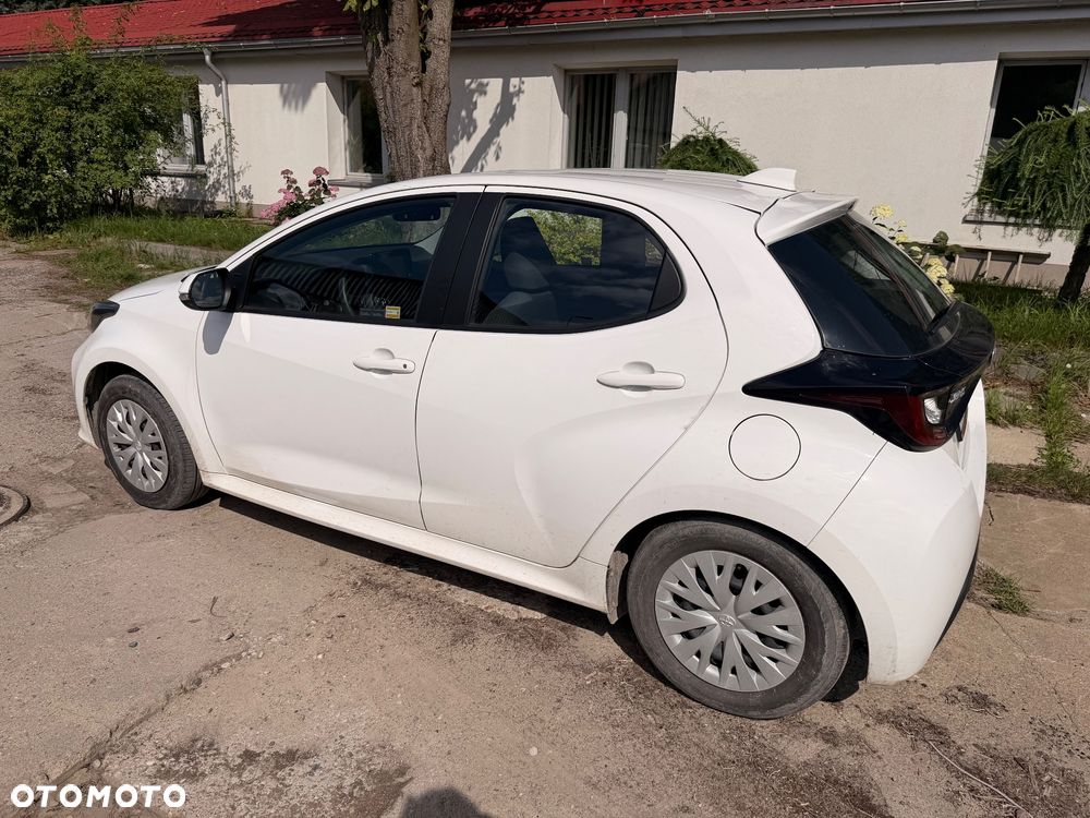 Toyota Yaris - 5