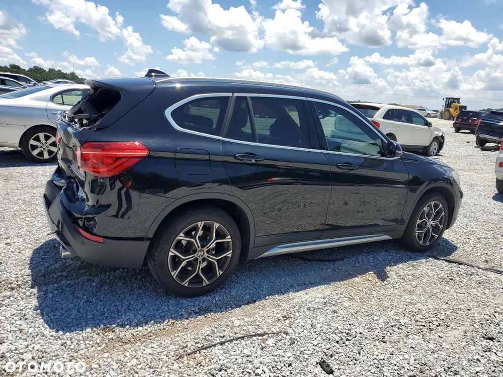 BMW X1 xDrive25i GPF Sport Line - 5