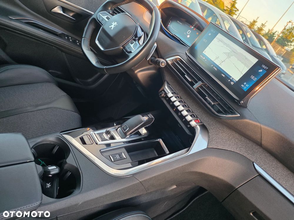 Peugeot 5008 - 21