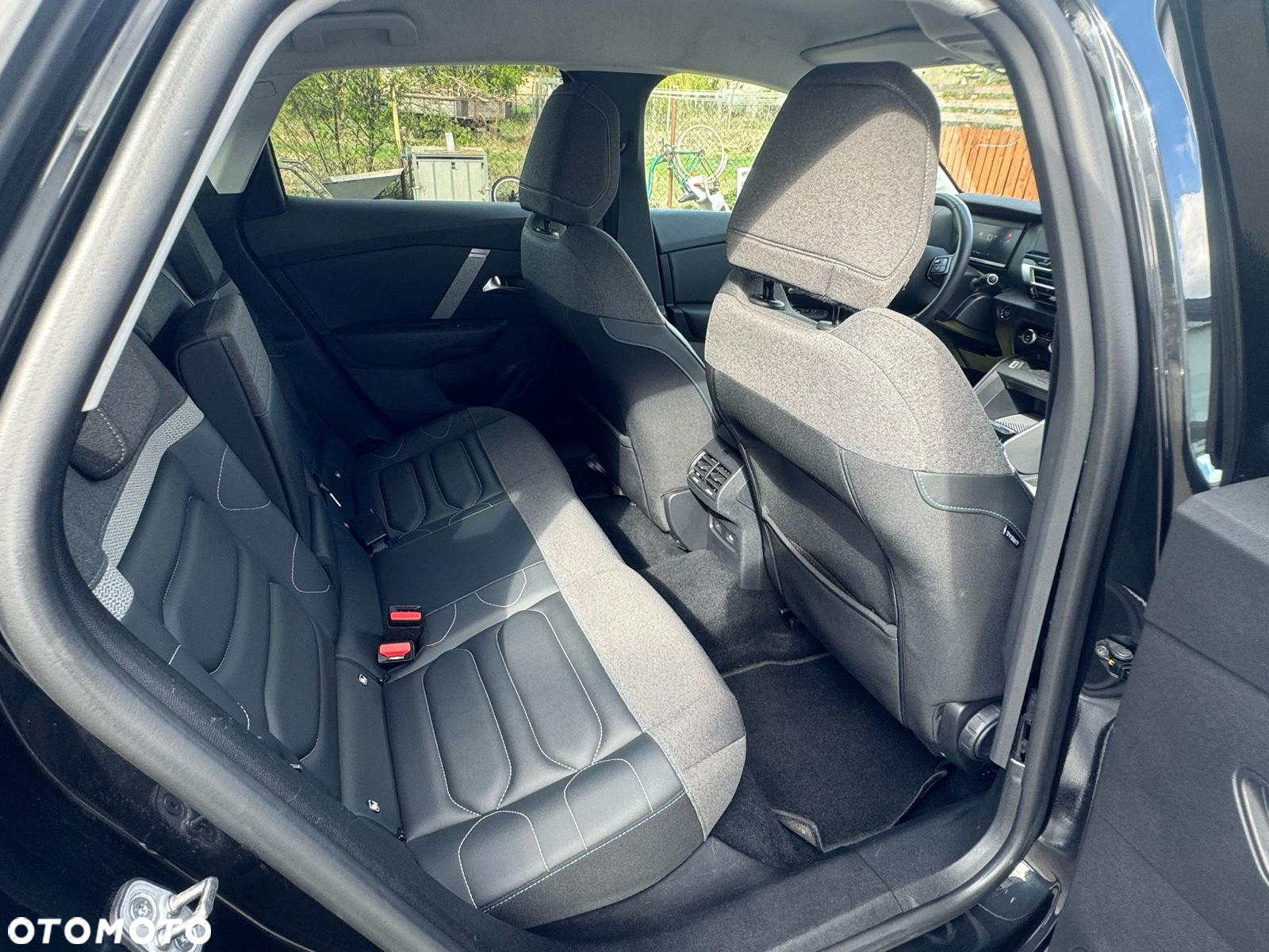 Citroën C4 BlueHDi 130 Stop&Start EAT8 SHINE - 14