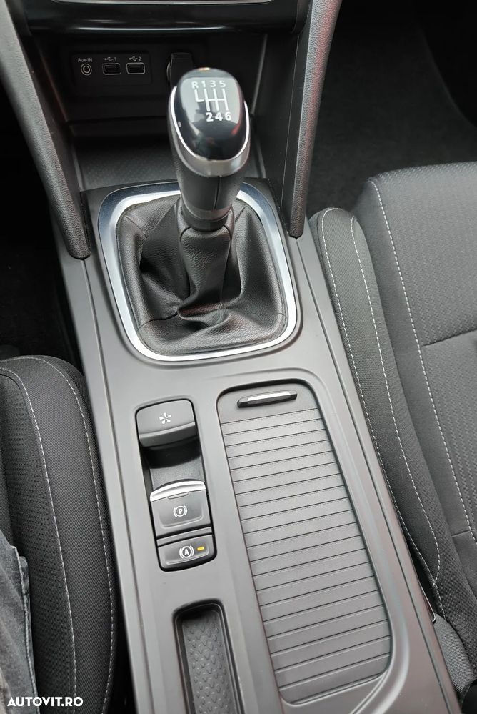 Renault Megane BLUE dCi 115 LIMITED - 21