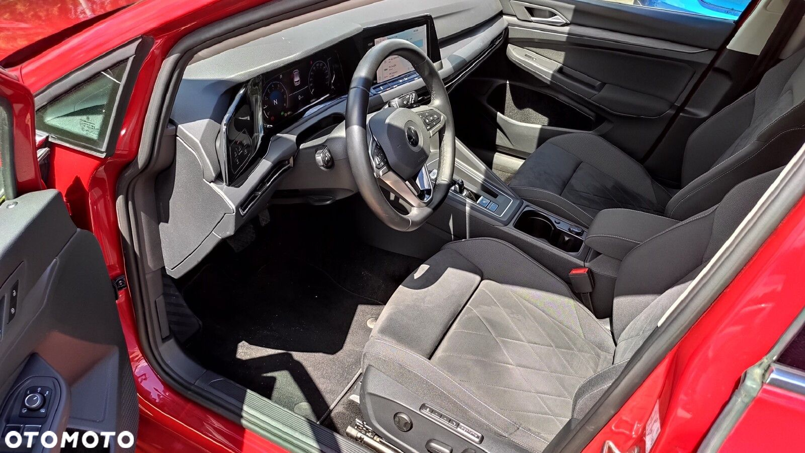 Volkswagen Golf - 10