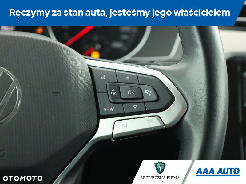 Volkswagen Passat - 16