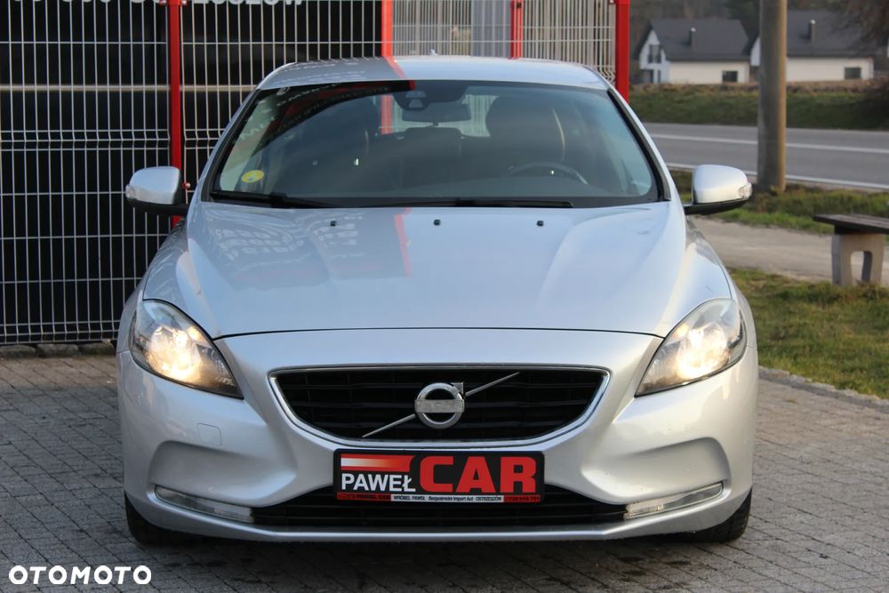 Volvo V40 D2 Summum - 2