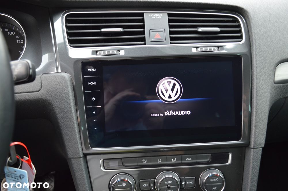 Volkswagen Golf e-Golf - 18